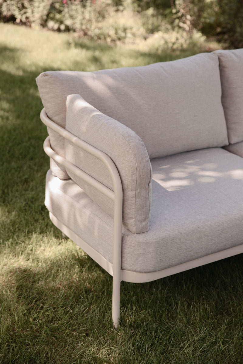 Vista Outdoor Sofa and Lounge Chair Set