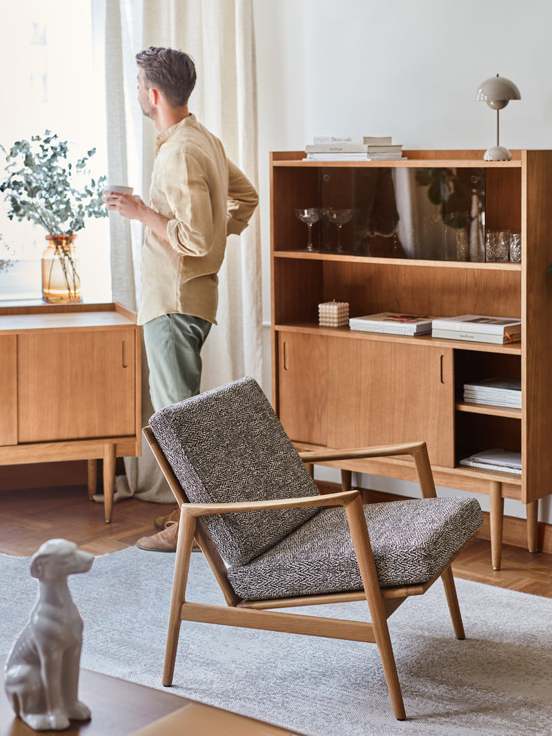 Stefan Lounge Chair - Mid Century Design