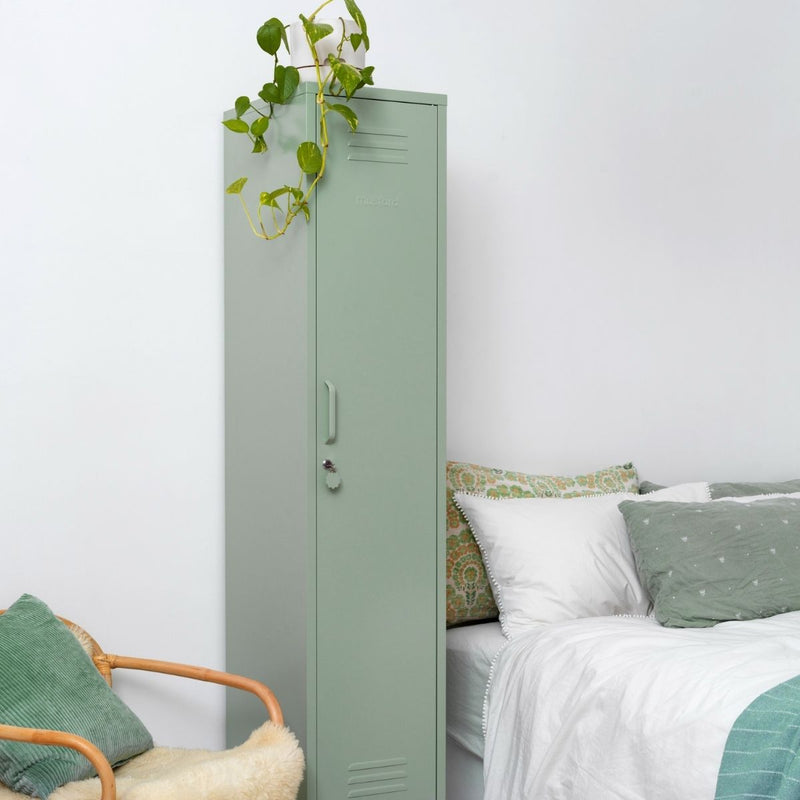 The Skinny Locker