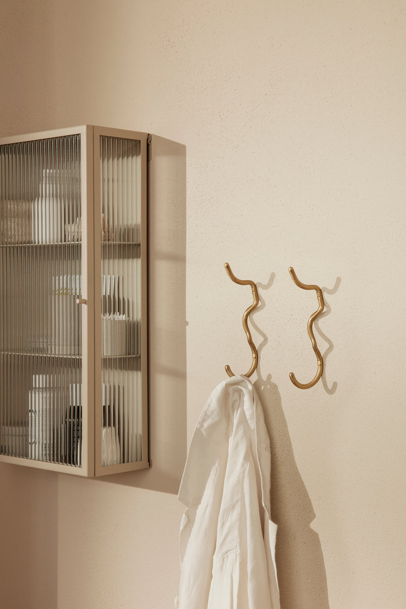 Curvature Hook