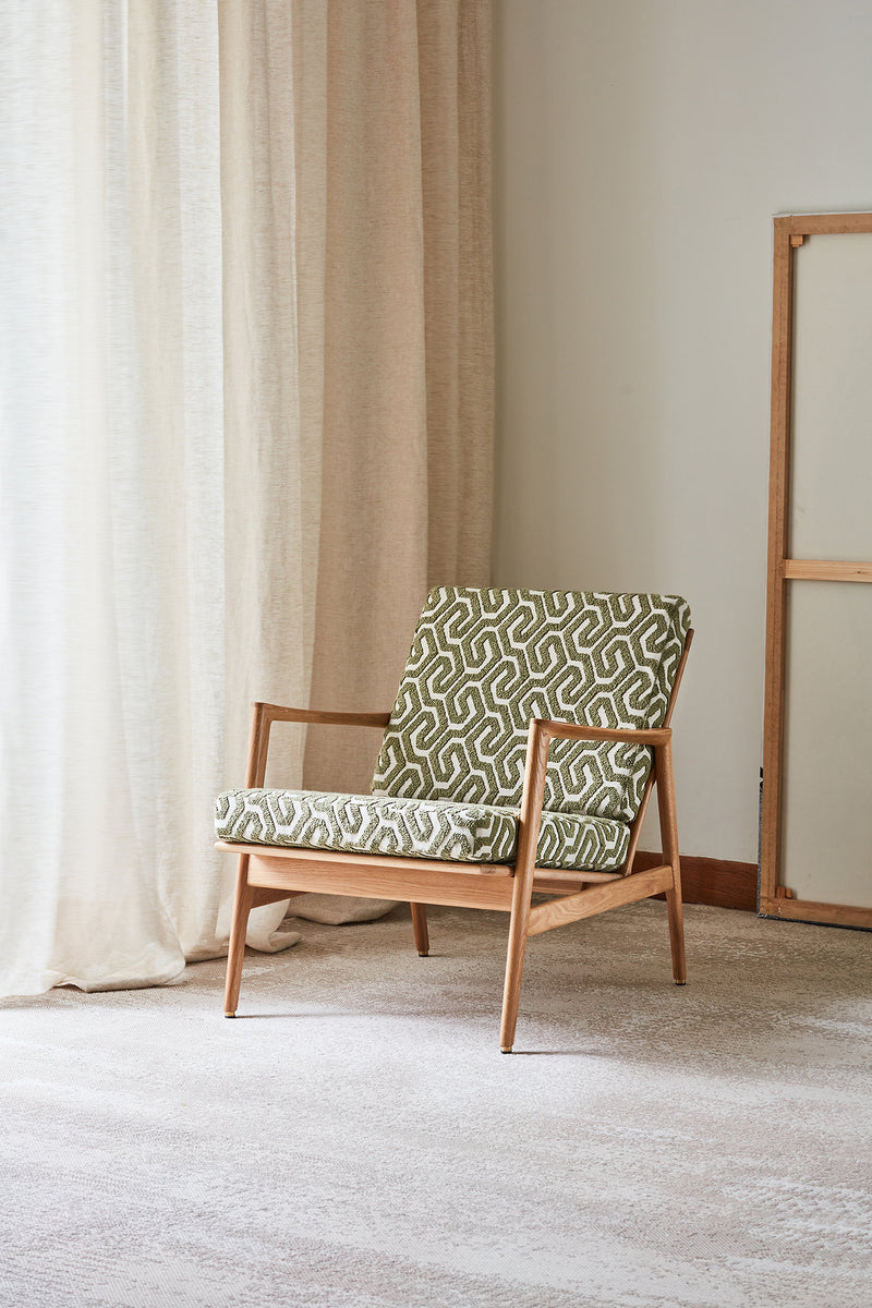 Stefan Lounge Chair - Mid Century Design