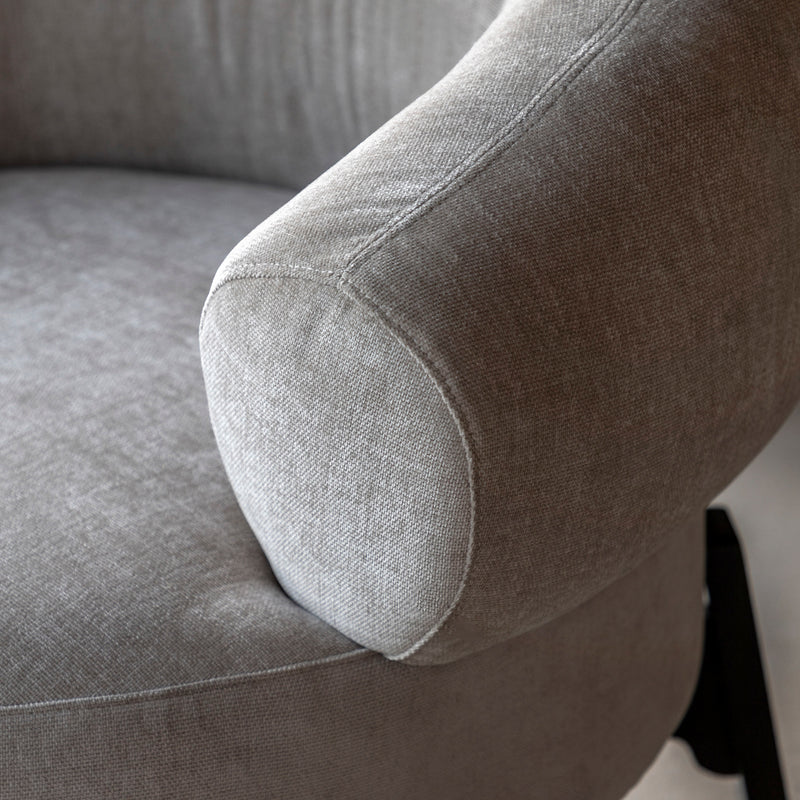 Ardo Armchair