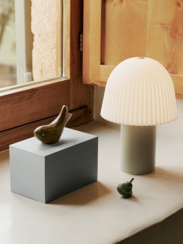 Frill Portable Table Lamp