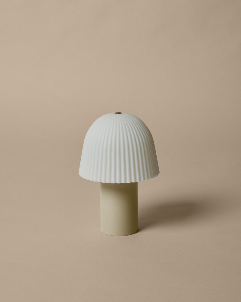 Frill Portable Table Lamp