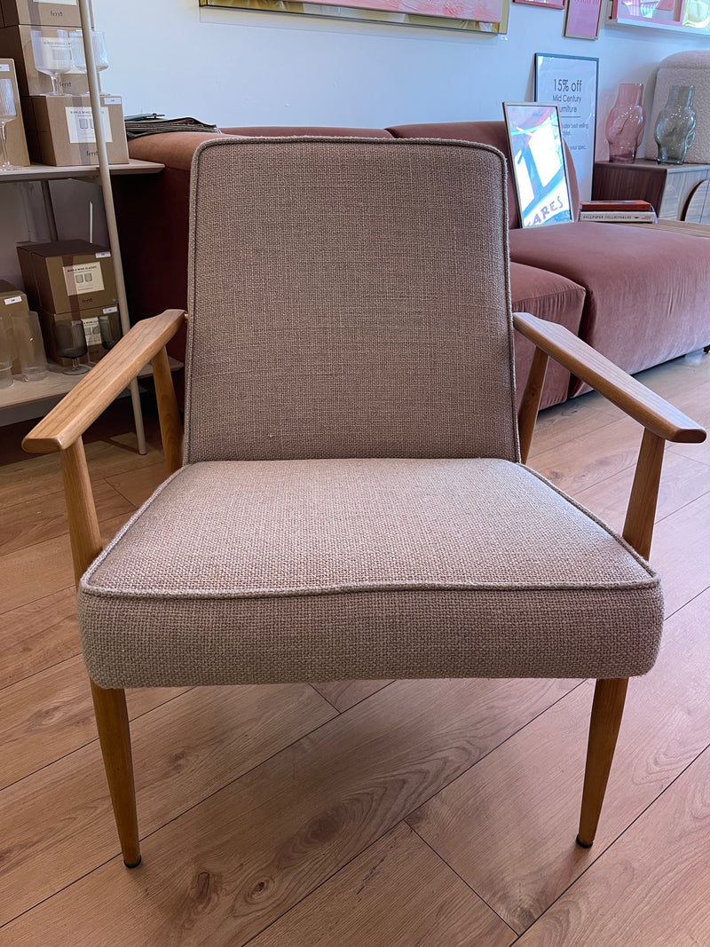 Fox Lounge Chair COCO BEIGE WOOD 03