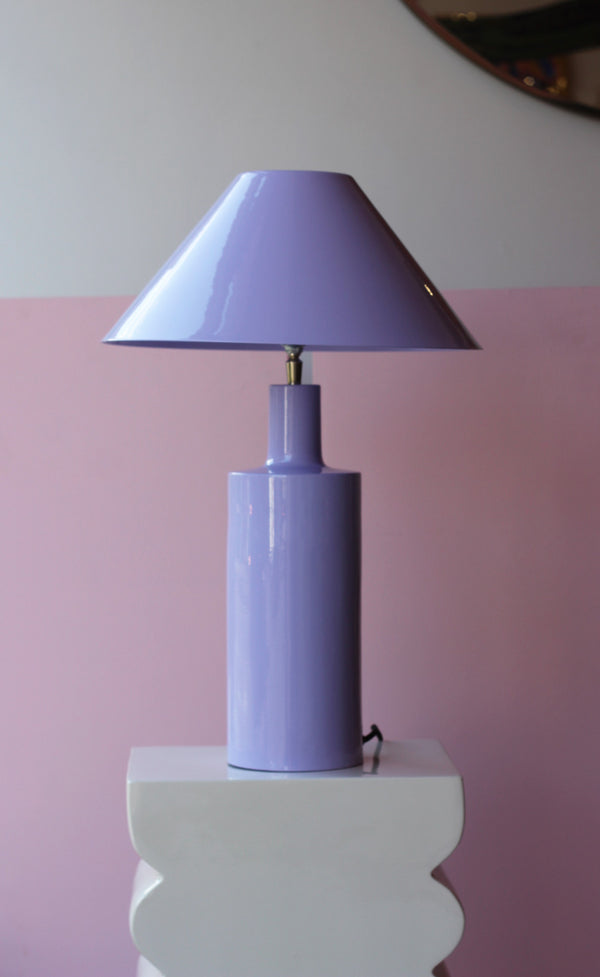 Wonders Shiny Table Lamp