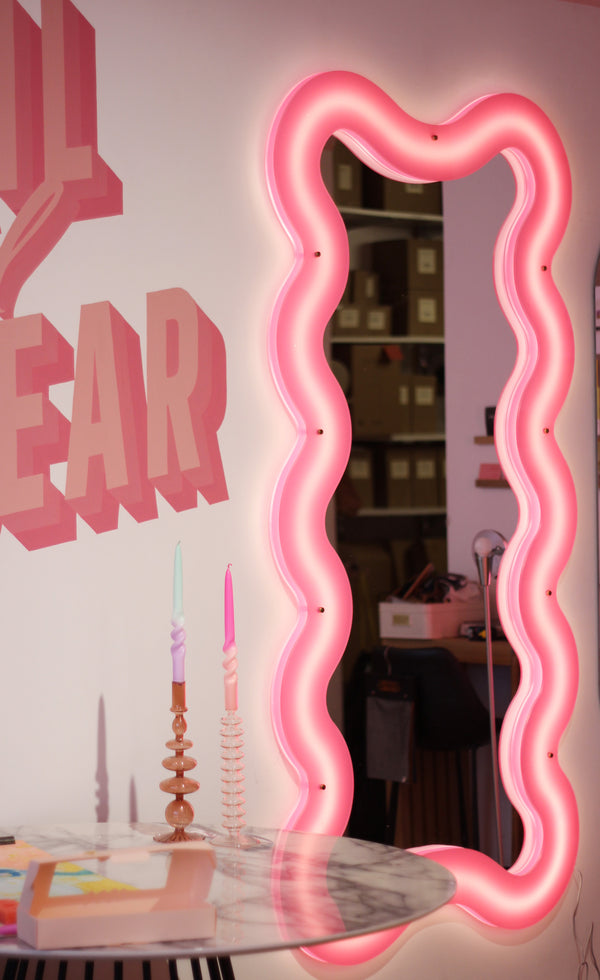 Supercurve Mirror Tall Pink