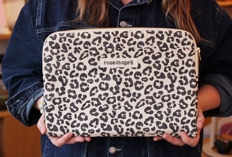 Leopard laptop bag online