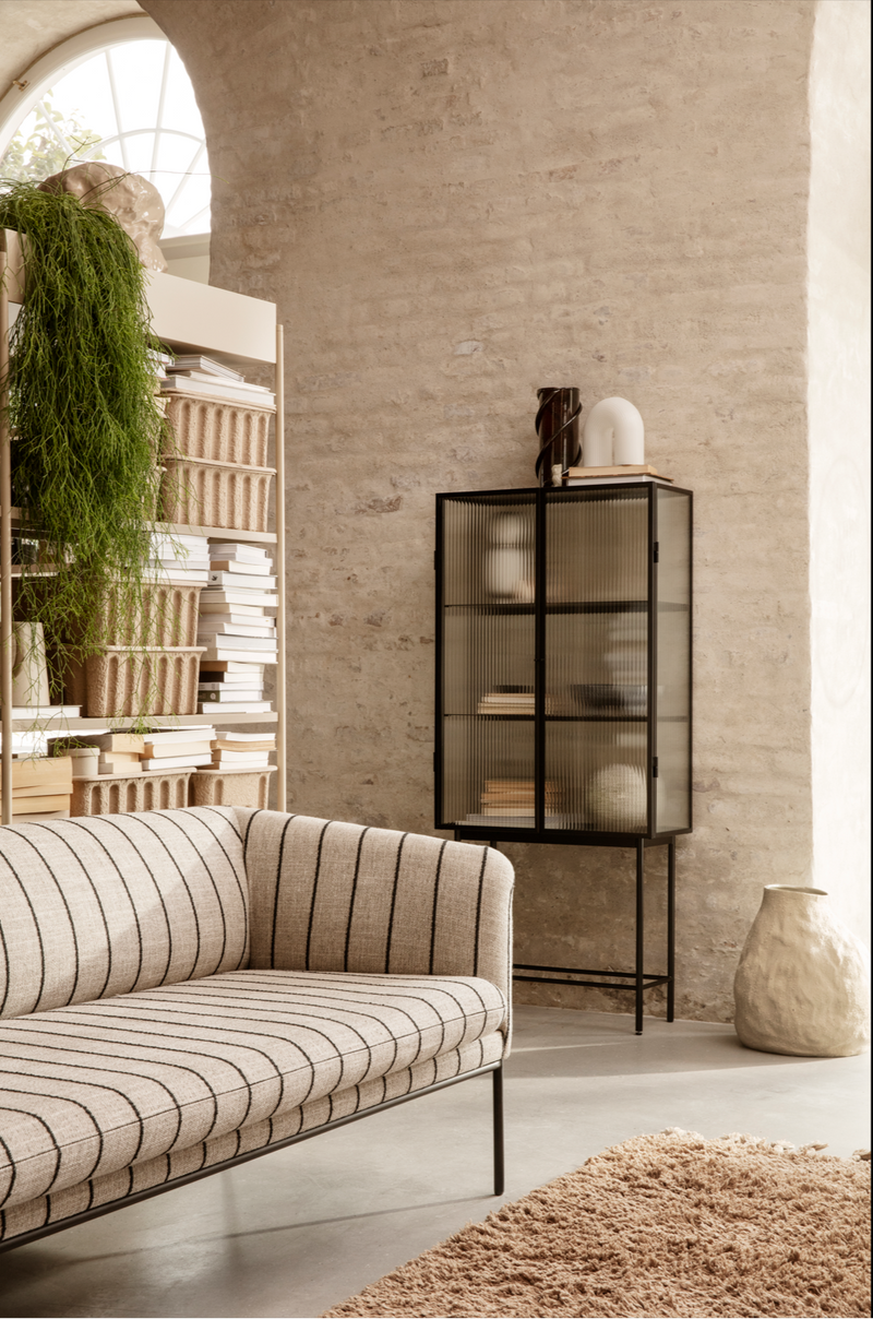Haze Vitrine Cabinet w Reeded glass