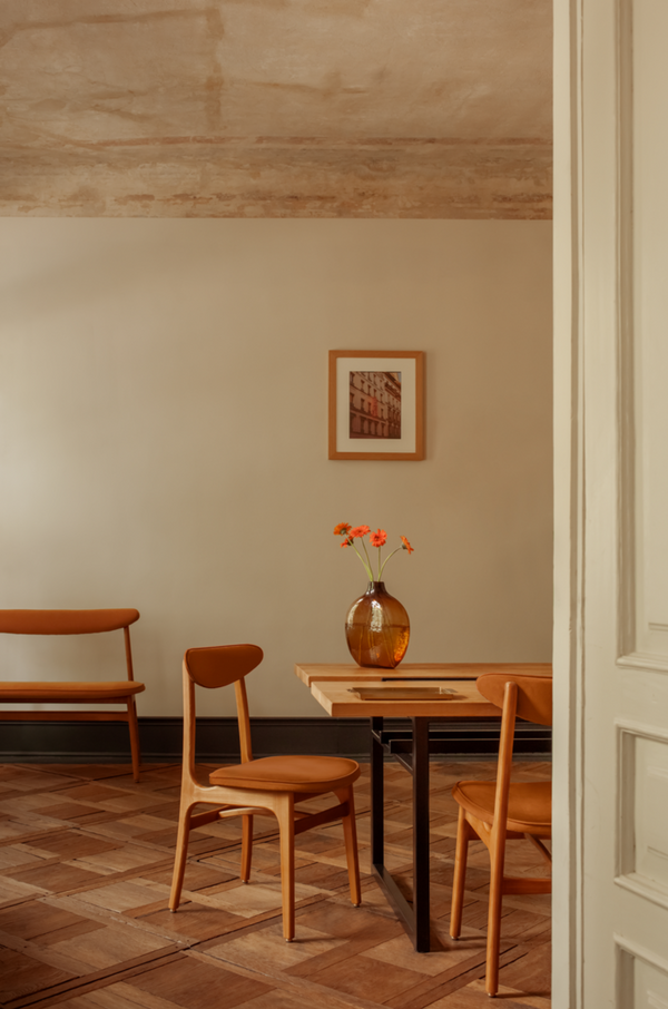 200-190 Dining Chair - Mid Century Design 366 concept Dublin April and the Bear 